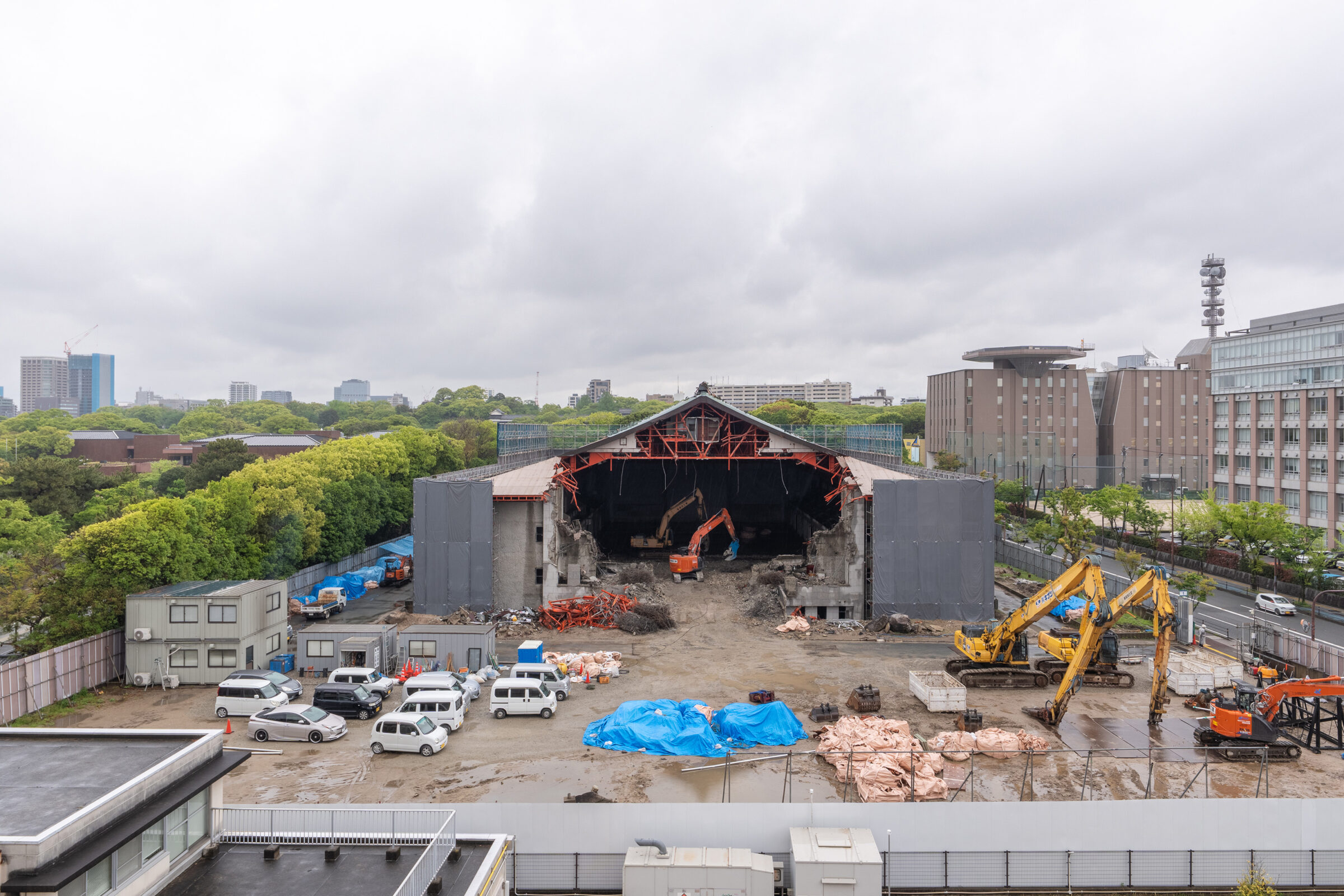 新県美建設予定地の定点観測